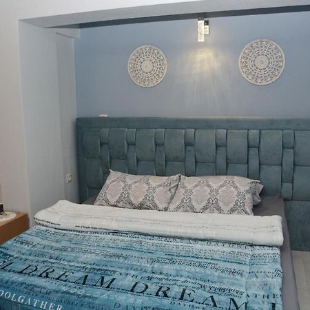 Pegasus Sea View Luxury Apartments Vrasná Екстериор снимка