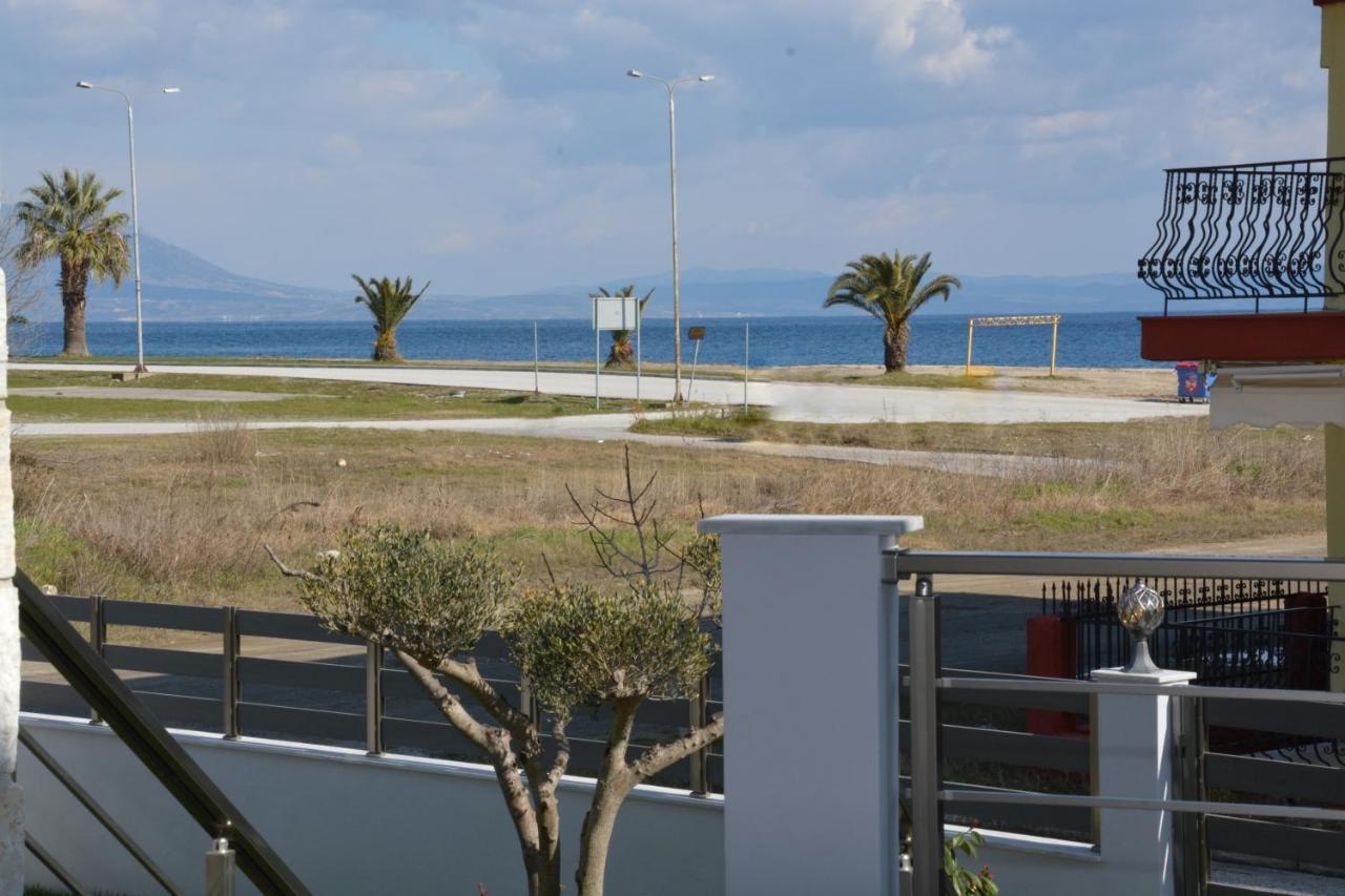 Pegasus Sea View Luxury Apartments Vrasná Екстериор снимка