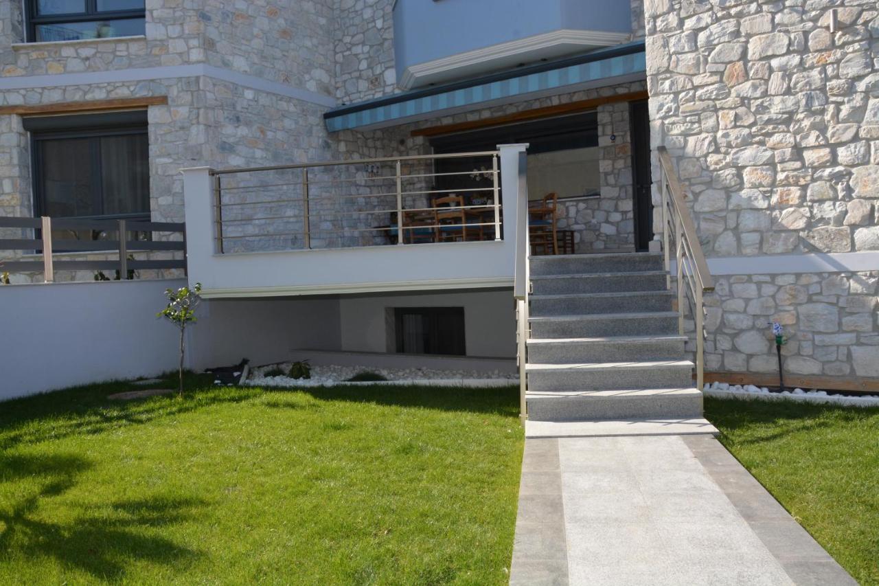Pegasus Sea View Luxury Apartments Vrasná Екстериор снимка